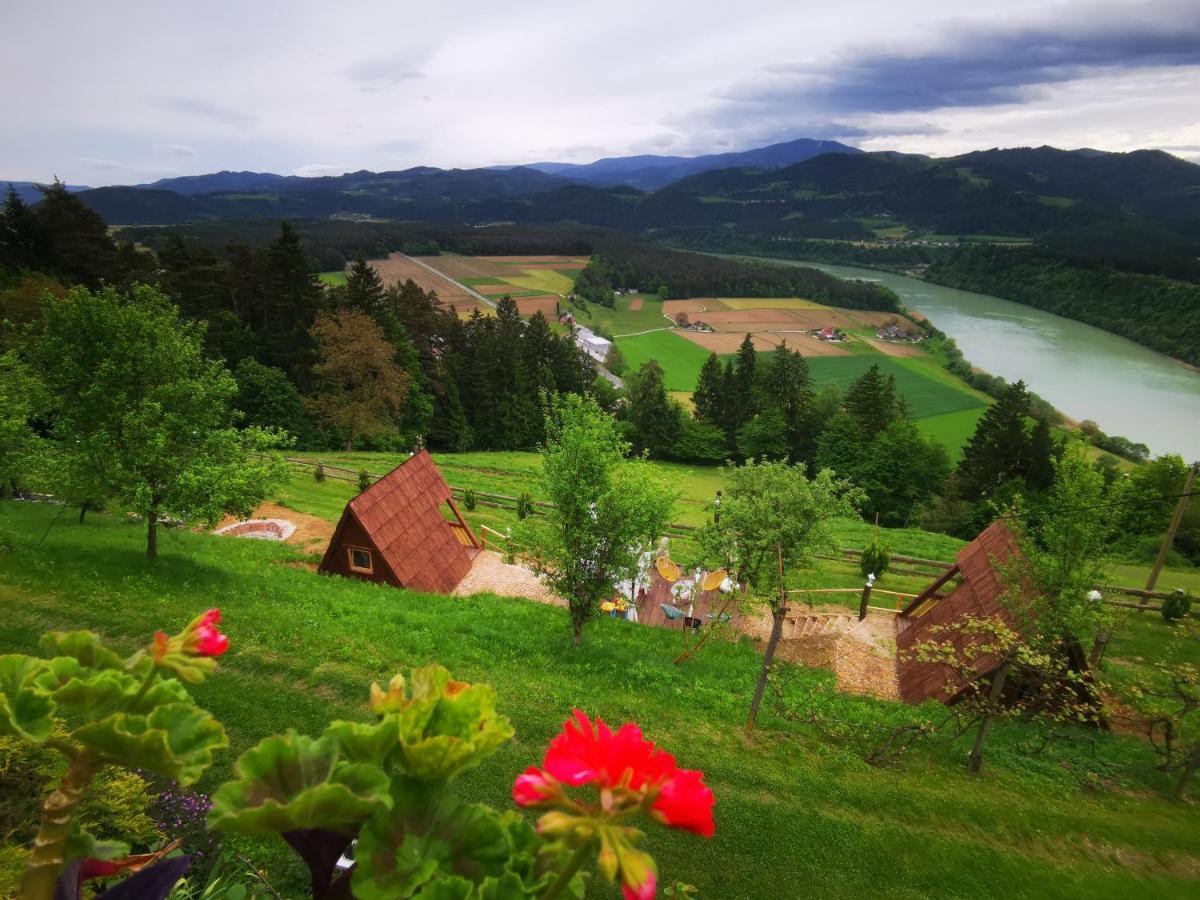 Glamping Mm Hotel Muta Exterior photo
