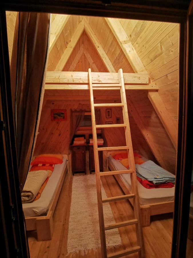 Glamping Mm Hotel Muta Exterior photo